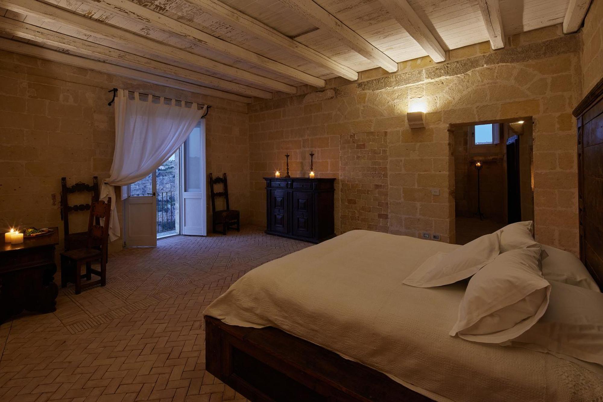 Sextantio Le Grotte Della Civita Hotel 4*