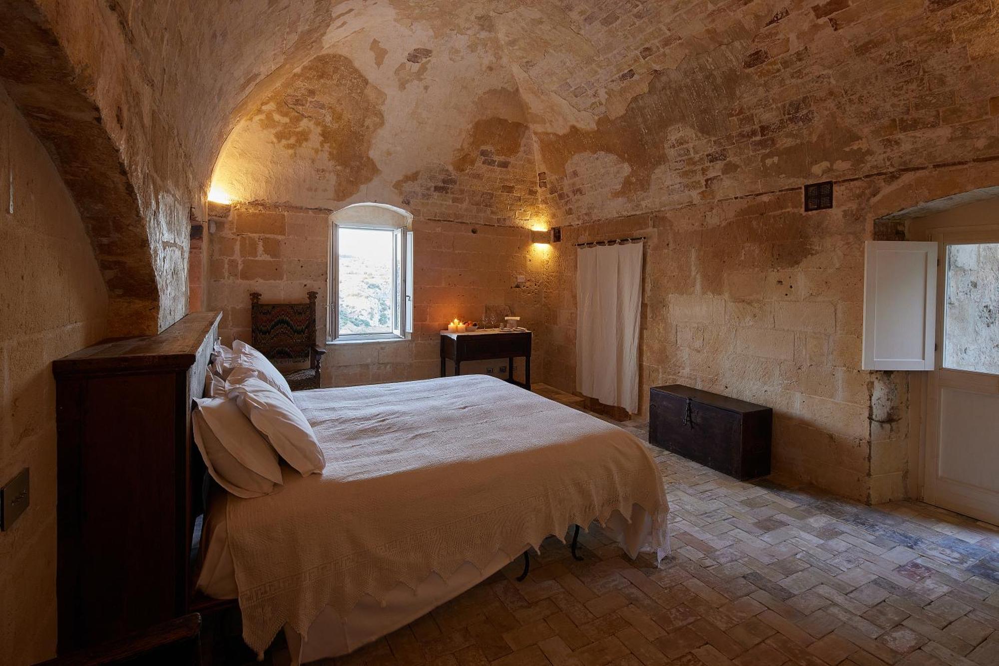 Sextantio Le Grotte Della Civita Hotel
