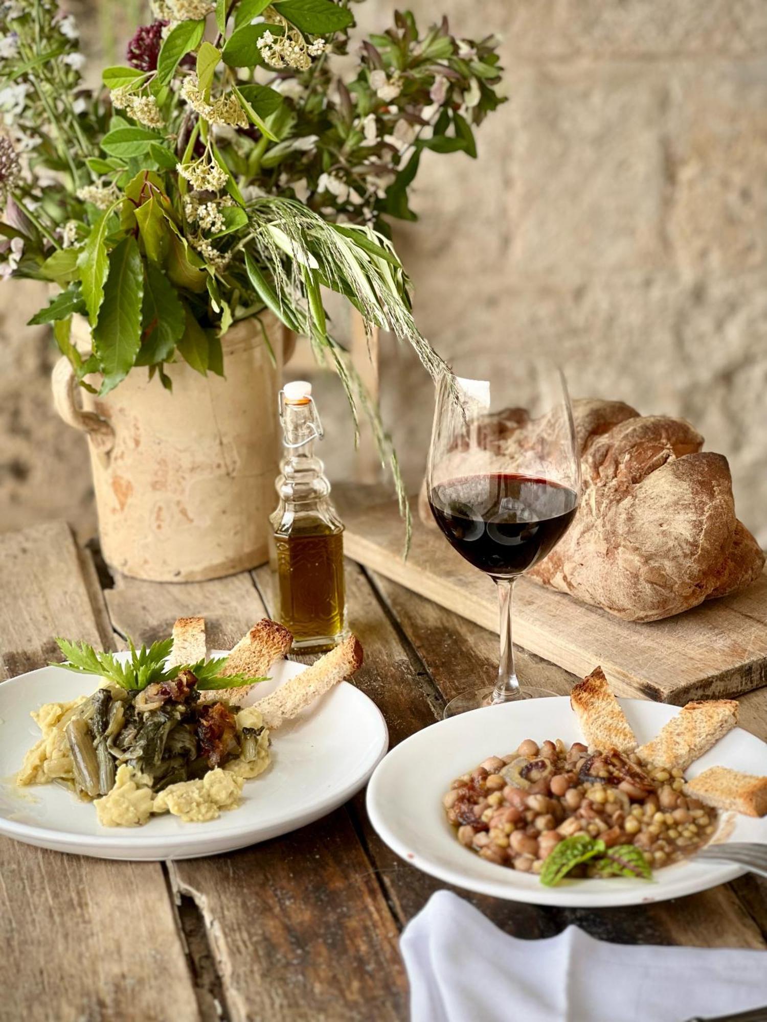 Sextantio Le Grotte Della Civita Hotel 4*